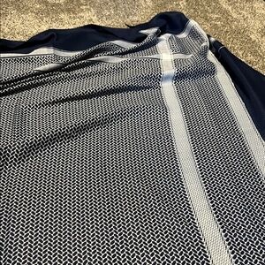 Authentic Navy Blue & White Woven Scarf | Kuwaiti Ghutra Shemagh